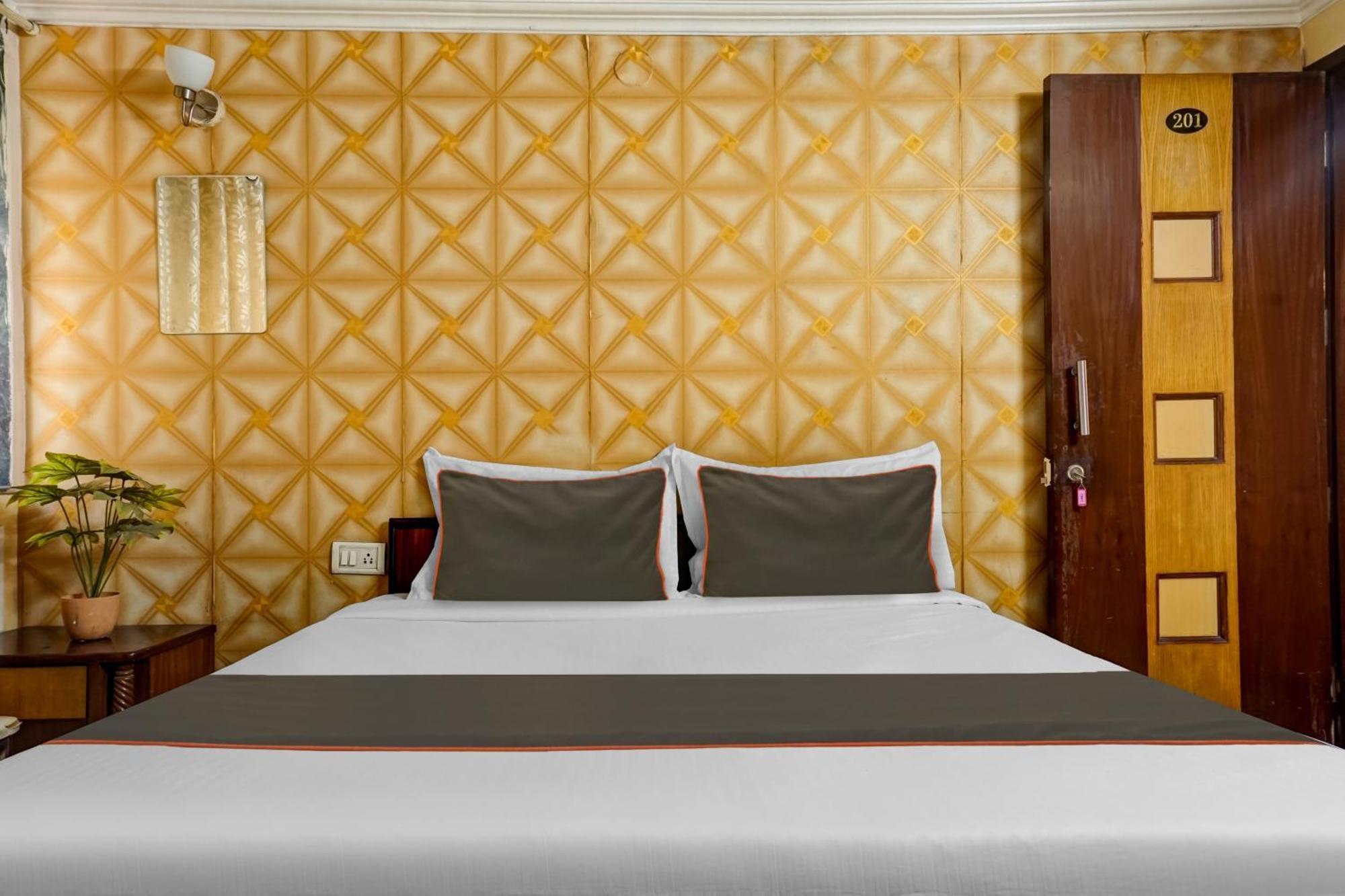 Hotel Galaxy Residency Kalyani Nagar Pune Luaran gambar